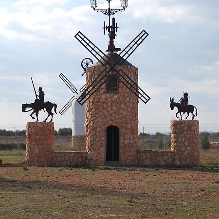Alojamiento Rural Los Delfines Valdepeñas Zewnętrze zdjęcie