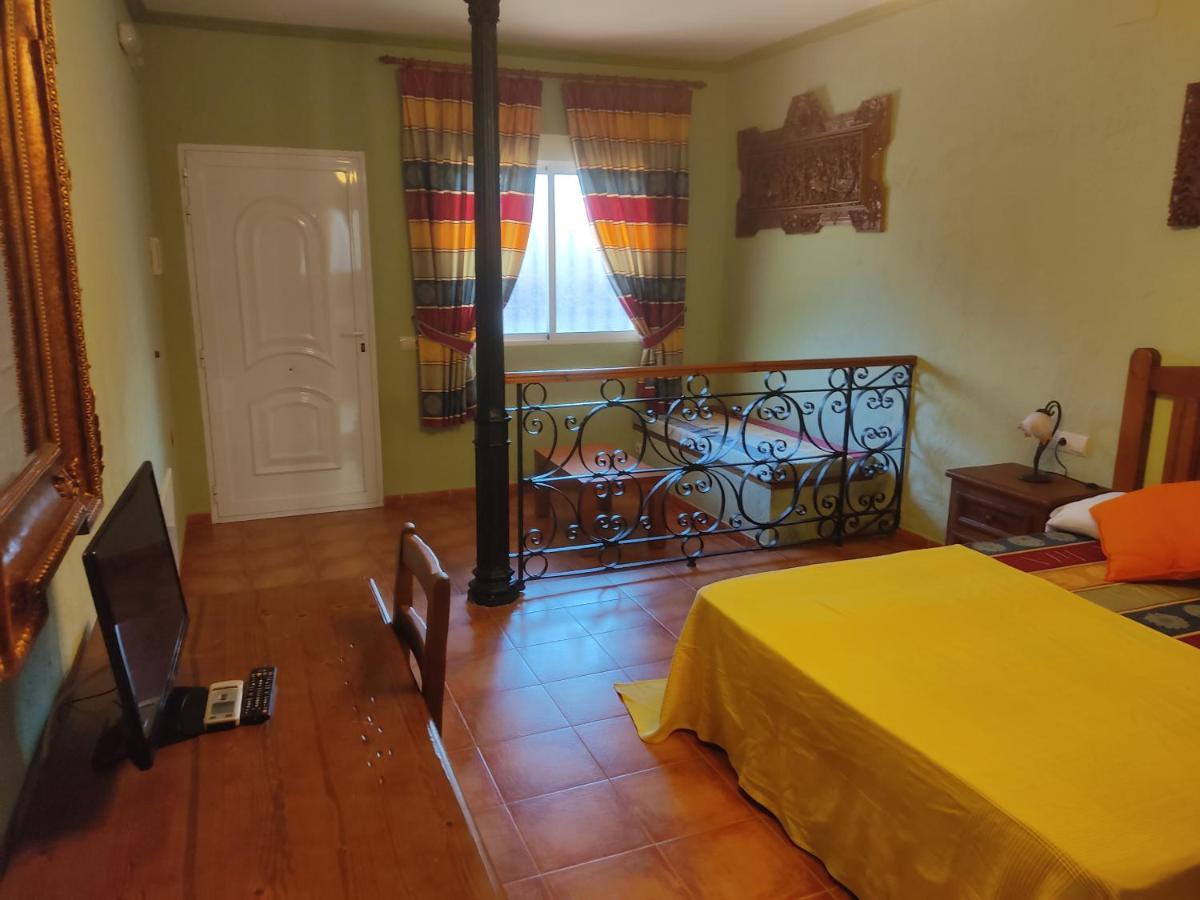 Alojamiento Rural Los Delfines Valdepeñas Zewnętrze zdjęcie