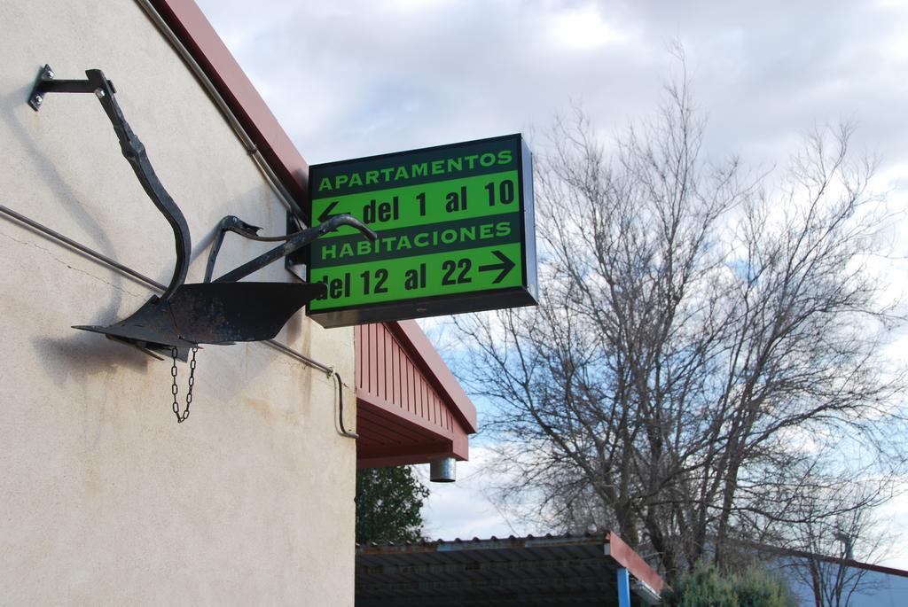 Alojamiento Rural Los Delfines Valdepeñas Zewnętrze zdjęcie